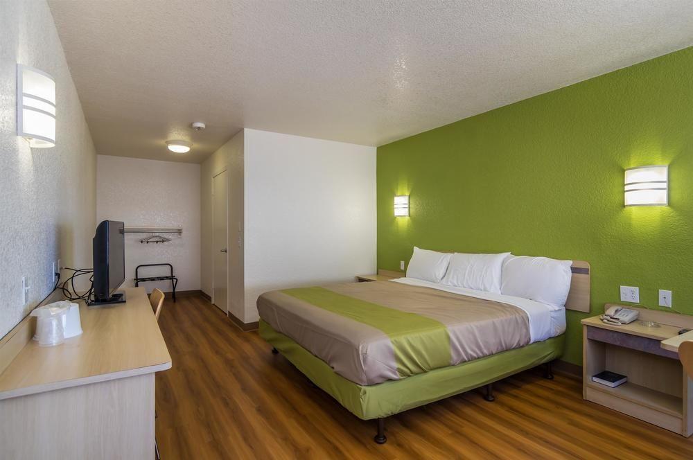 Motel 6-Canoga Park, Ca Лос-Анджелес Экстерьер фото